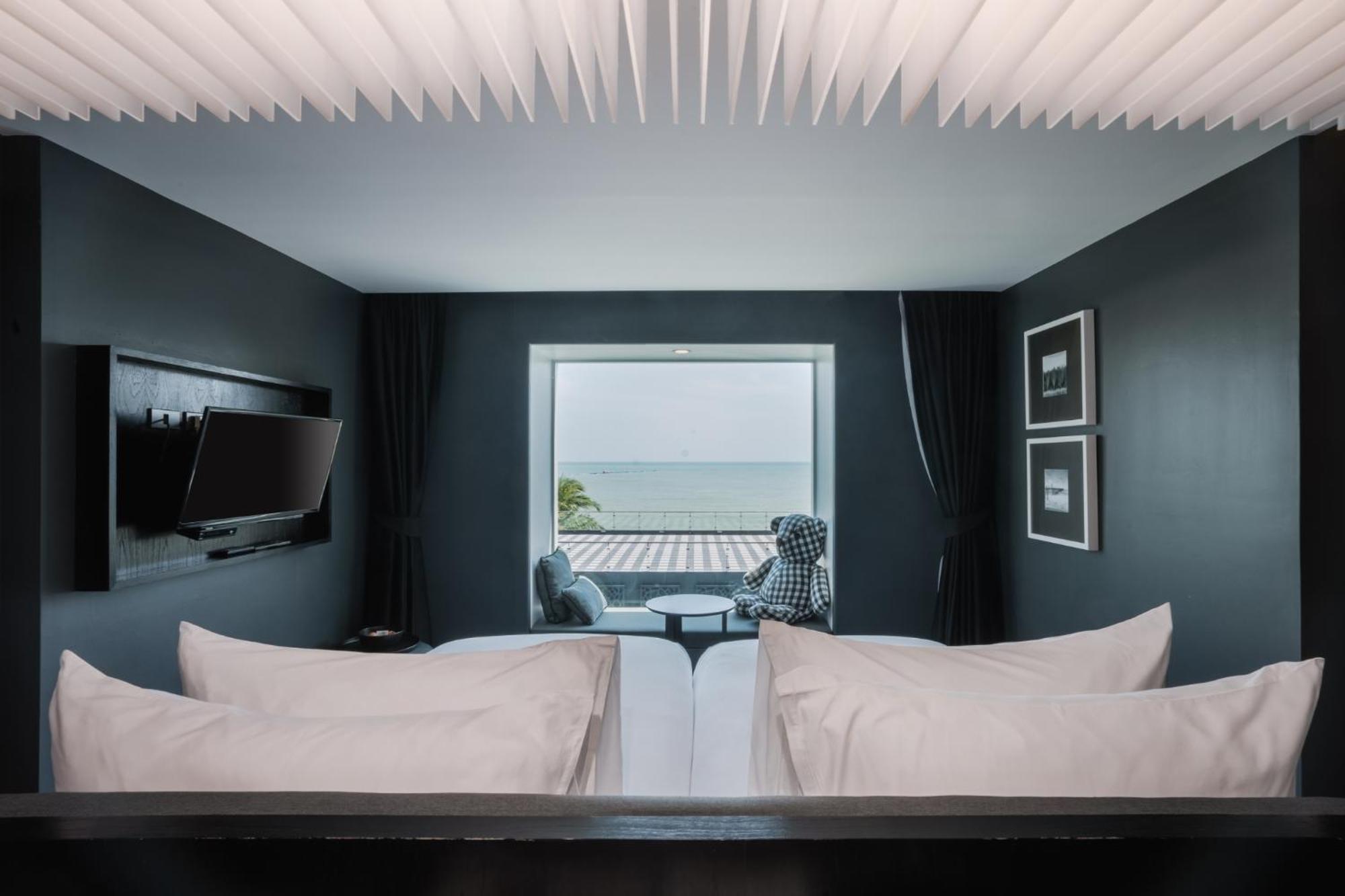 Foto Hotel Phuket Beachfront Екстериор снимка Deluxe Ocean View